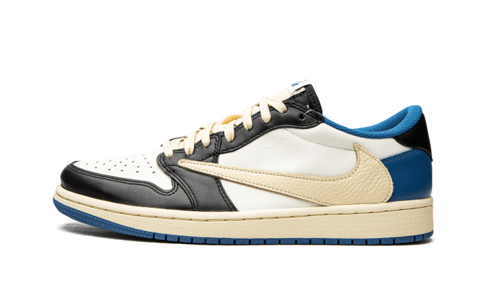 Travis Scott - Air Jordan 1 Low Travis Scott Fragment Design